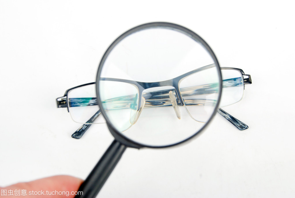 放大鏡和眼鏡