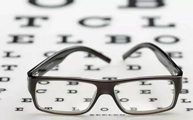 每年3000萬(wàn)人戴著劣質(zhì)眼鏡，你的眼睛還好嗎？